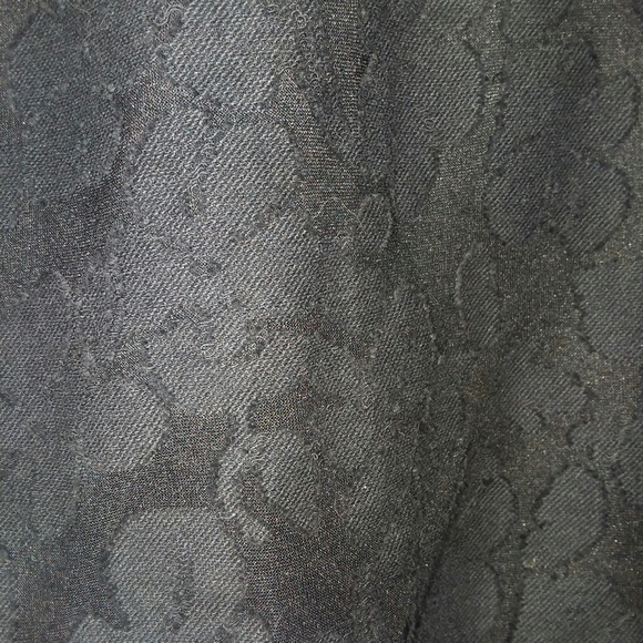 Top - Picture 3 of 4